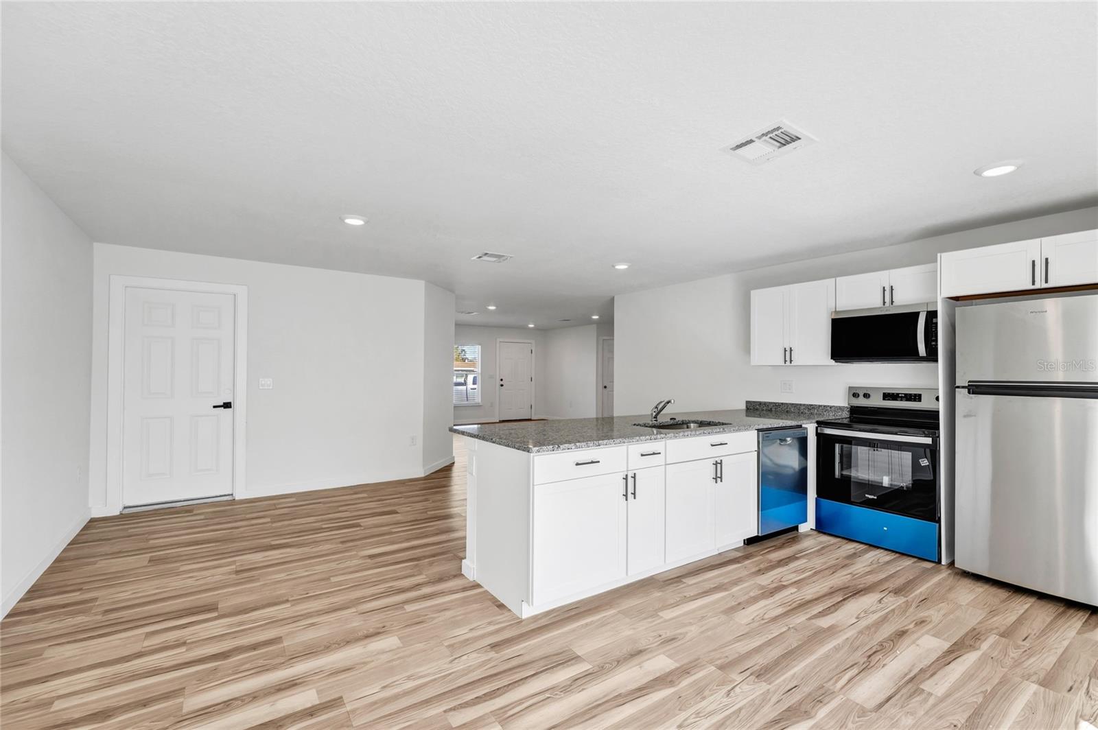 Image 14 of 47 For 701 Claude Holmes Sr Avenue