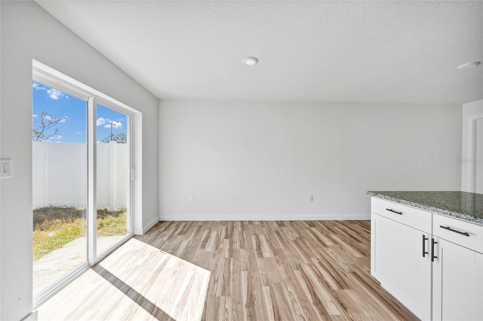 Image 16 of 47 For 701 Claude Holmes Sr Avenue