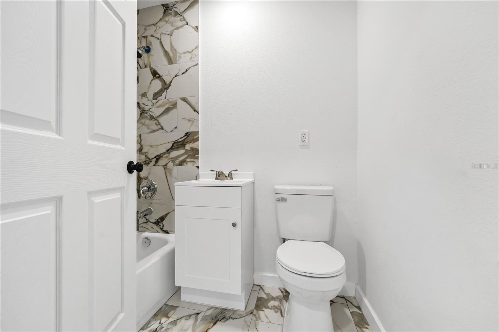 Image 21 of 47 For 701 Claude Holmes Sr Avenue