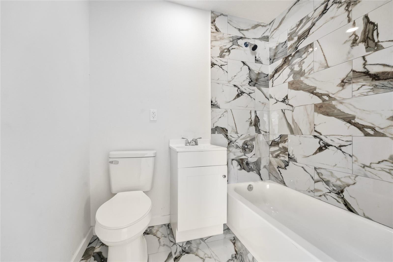 Image 30 of 47 For 701 Claude Holmes Sr Avenue