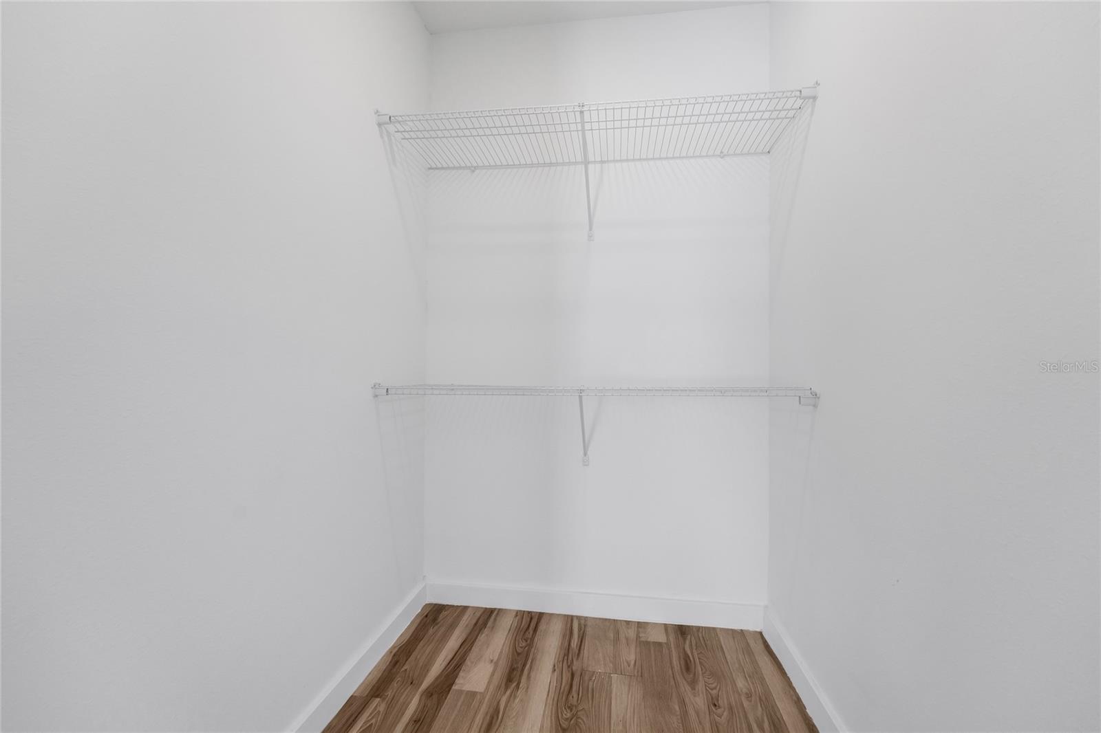 Image 32 of 47 For 701 Claude Holmes Sr Avenue