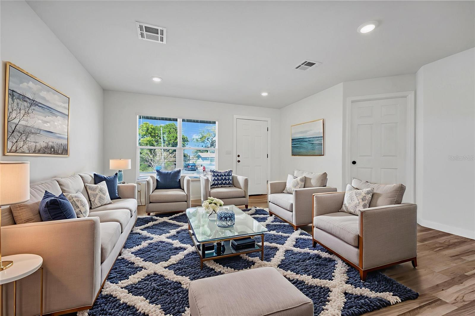 Image 6 of 47 For 701 Claude Holmes Sr Avenue