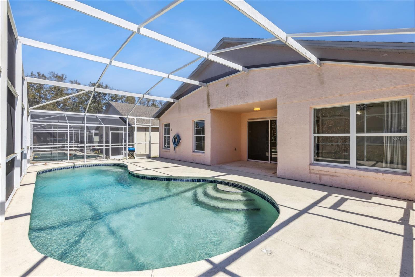 Image 21 of 28 For 1009 Winding Water Way