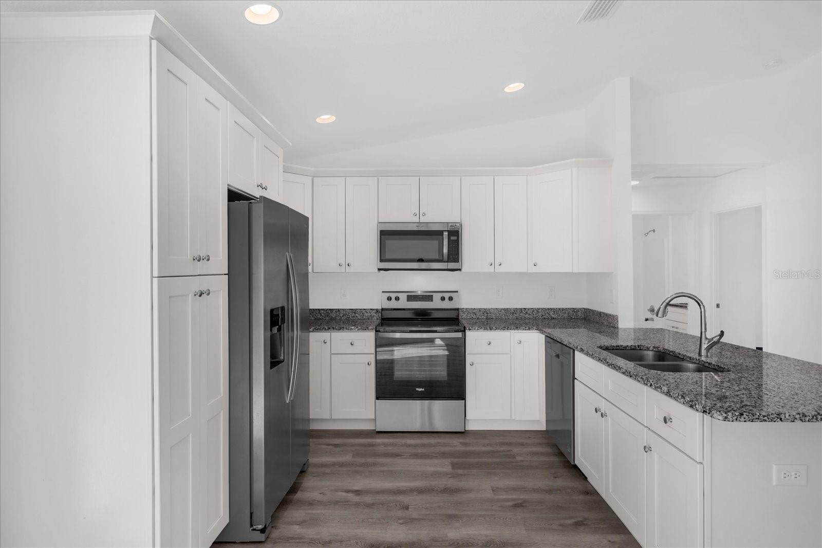 Image 8 of 29 For 549 Malauka Radial