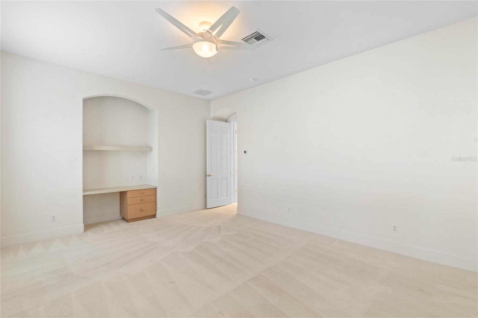 Image 6 of 31 For 9701 Lake Isleworth Court