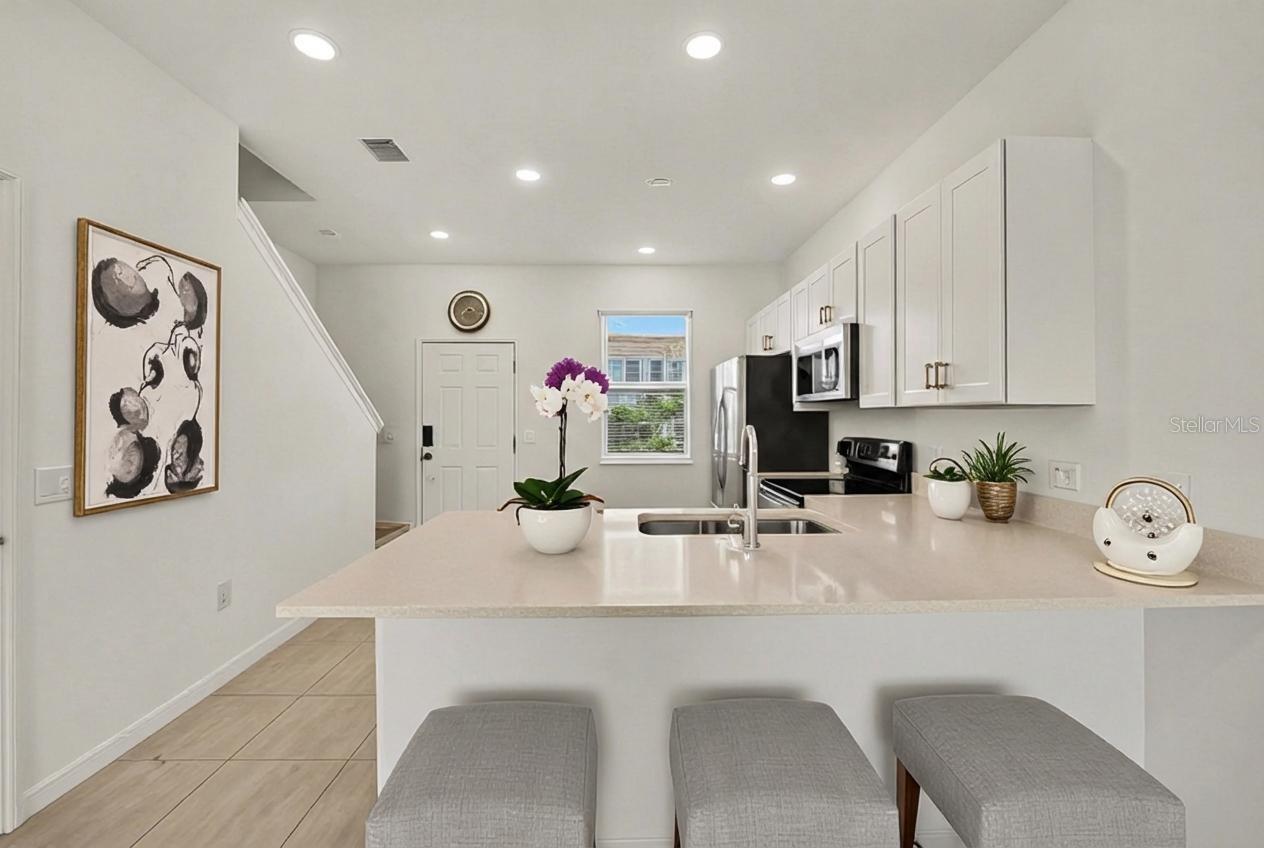 Image 10 of 34 For 2037 Viewfinder Street