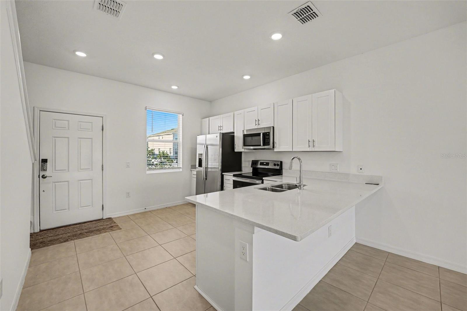 Image 11 of 34 For 2037 Viewfinder Street