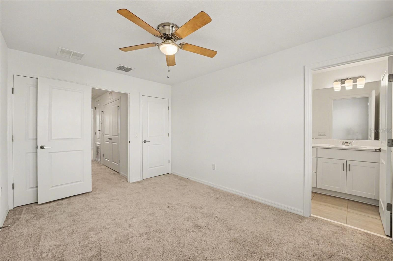 Image 23 of 34 For 2037 Viewfinder Street