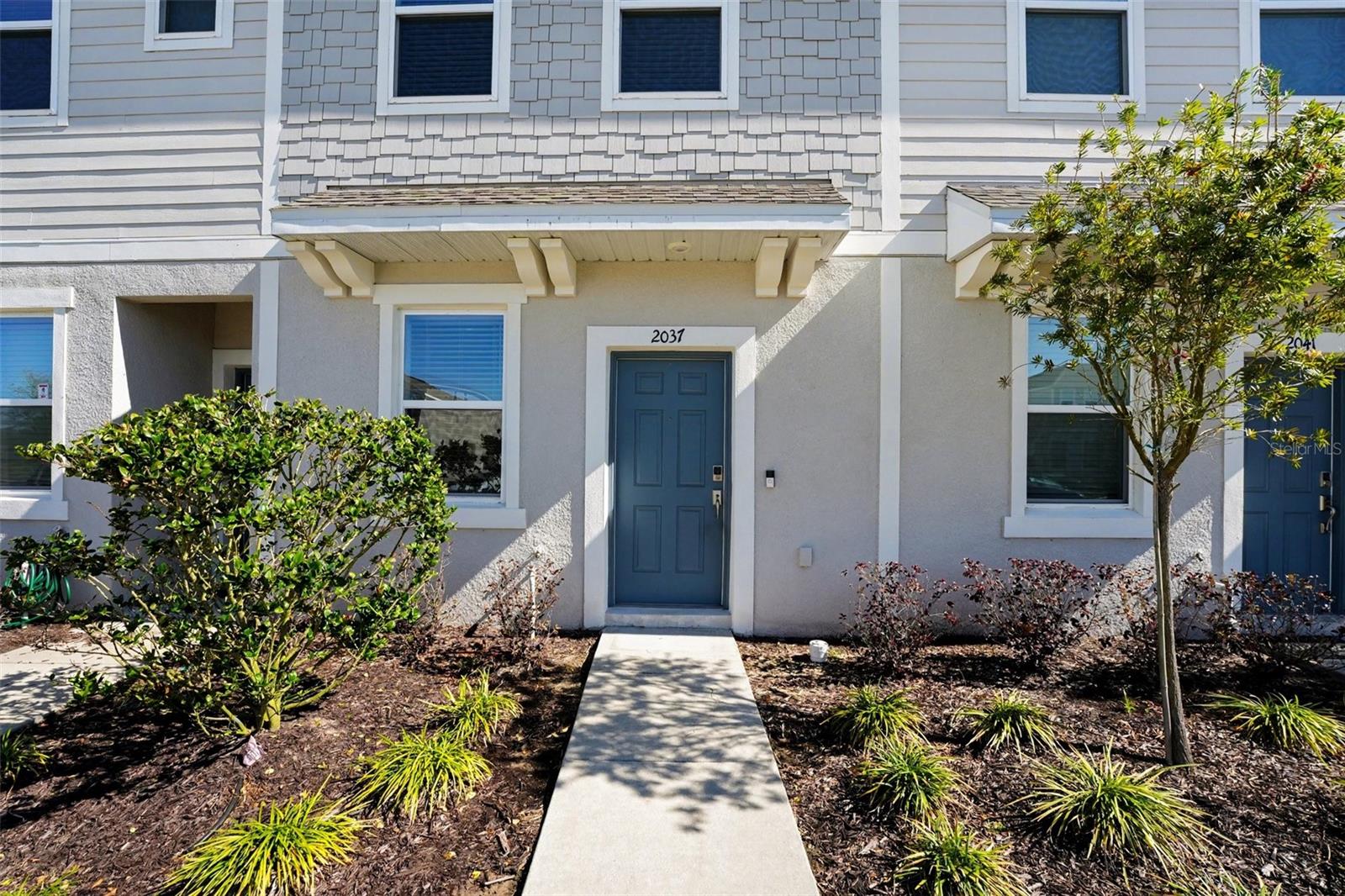 Image 3 of 34 For 2037 Viewfinder Street