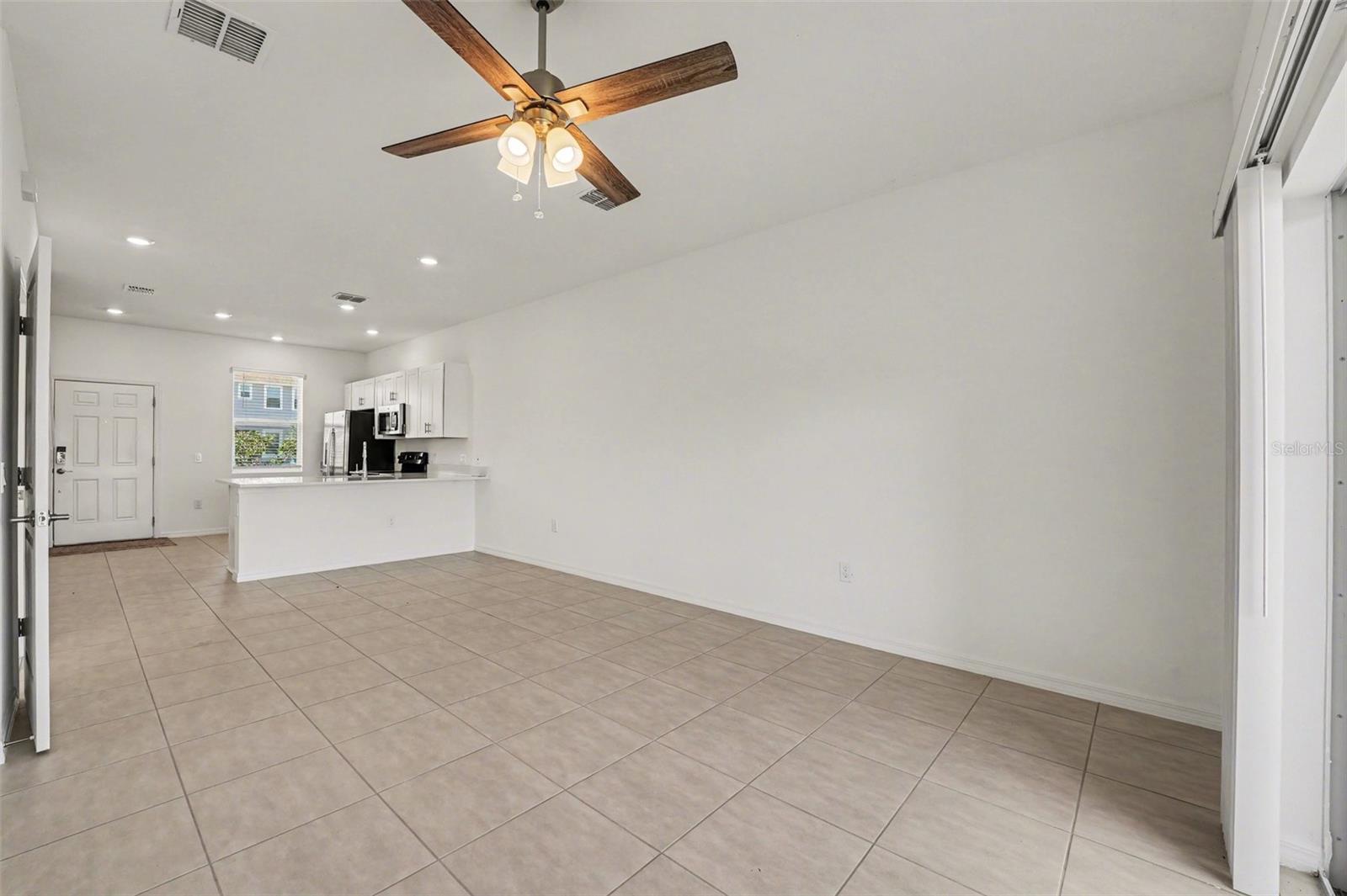 Image 6 of 34 For 2037 Viewfinder Street