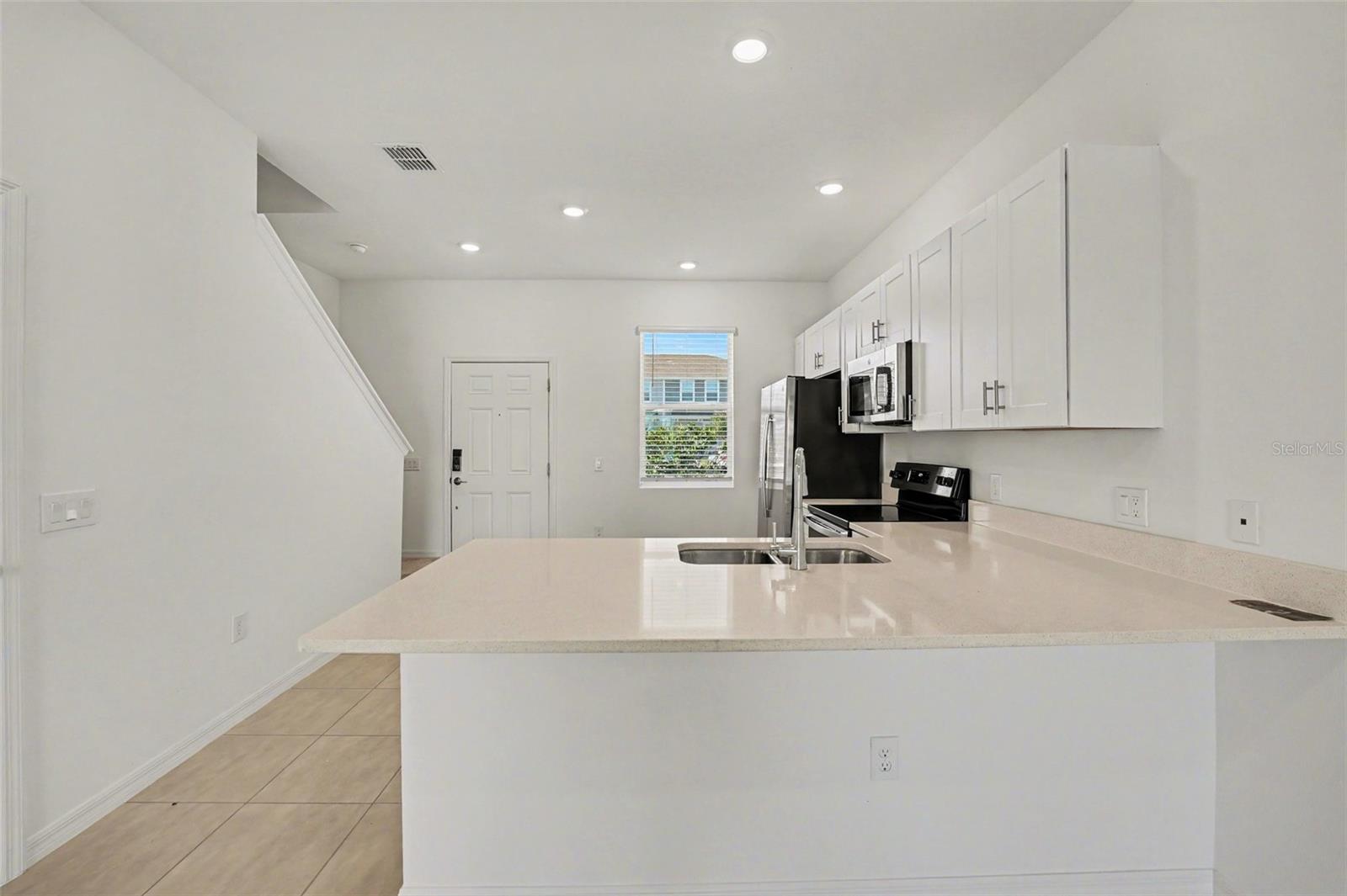 Image 9 of 34 For 2037 Viewfinder Street