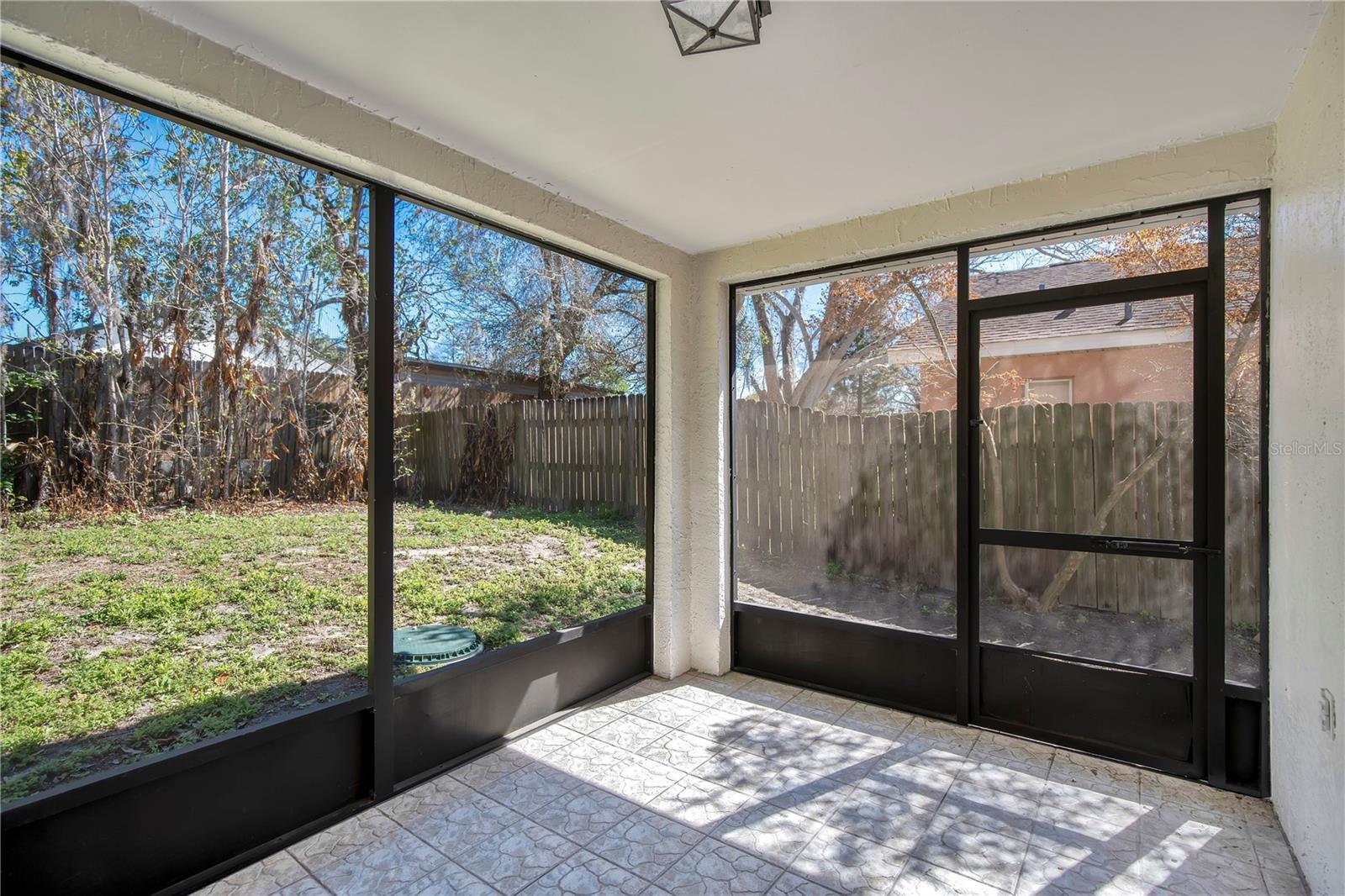 Image 21 of 34 For 1537 Rivers Edge Drive