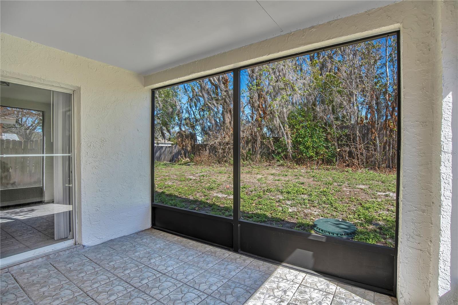 Image 22 of 34 For 1537 Rivers Edge Drive