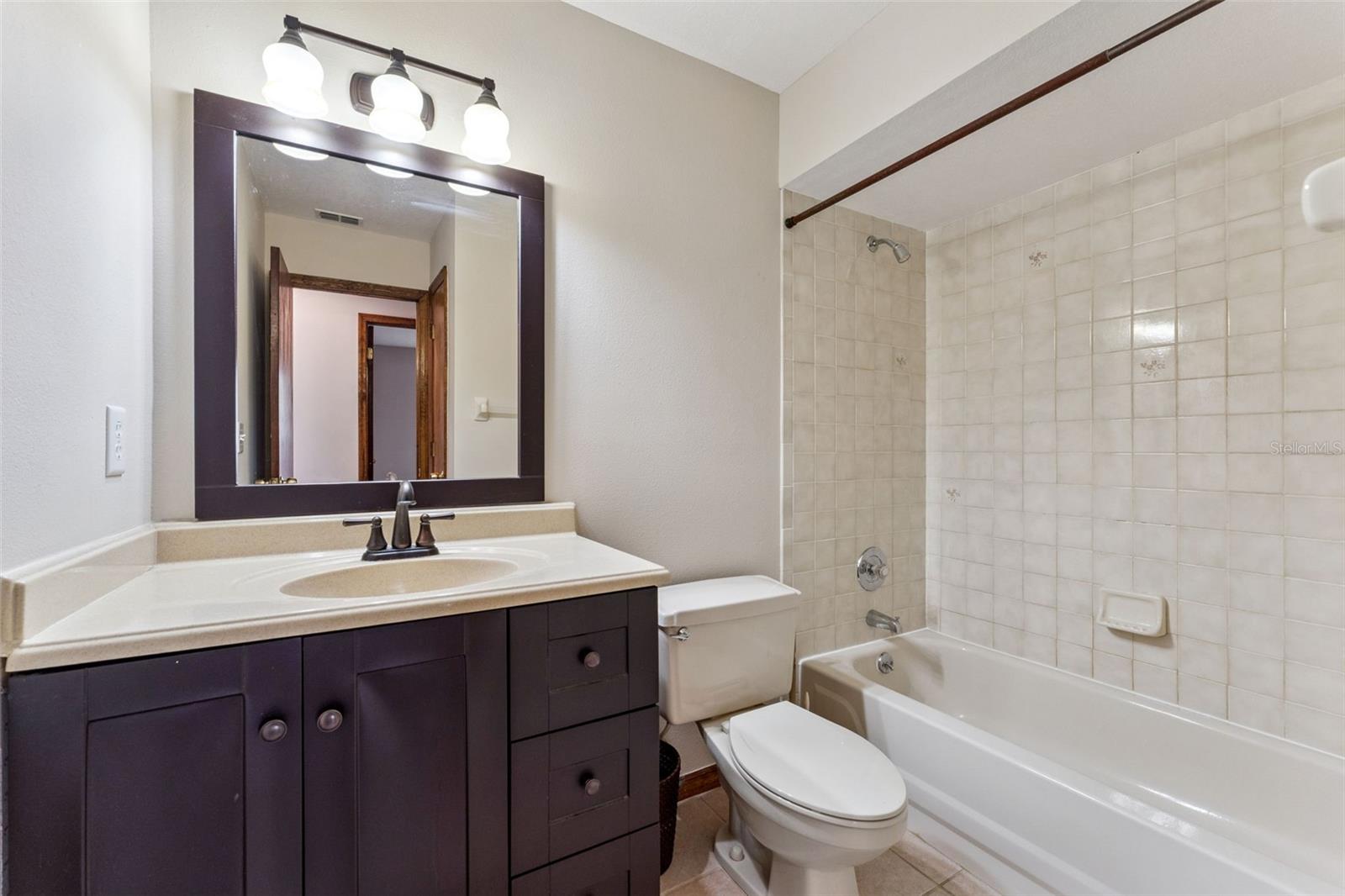 Image 22 of 39 For 155 Highbanks Road