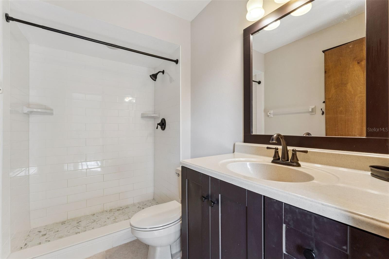 Image 23 of 39 For 155 Highbanks Road