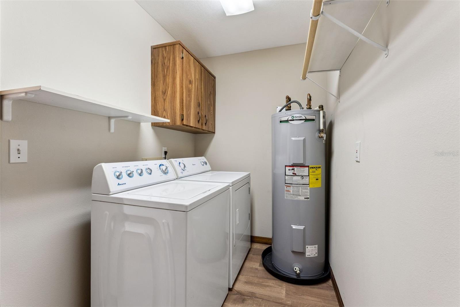 Image 24 of 39 For 155 Highbanks Road