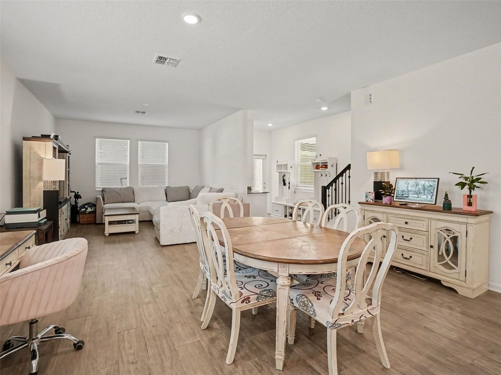 Image 4 of 15 For 4133 Conjunction Way