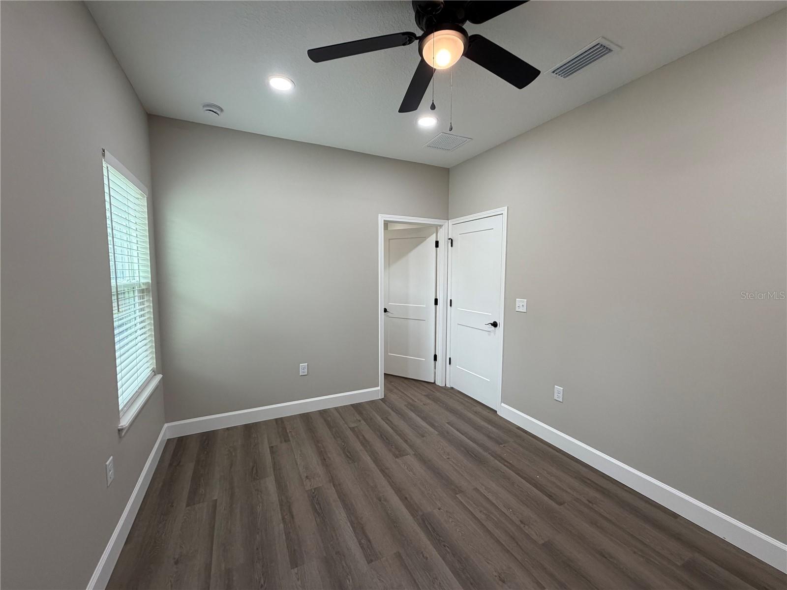 Image 6 of 15 For 1418 Magnolia Loop 104