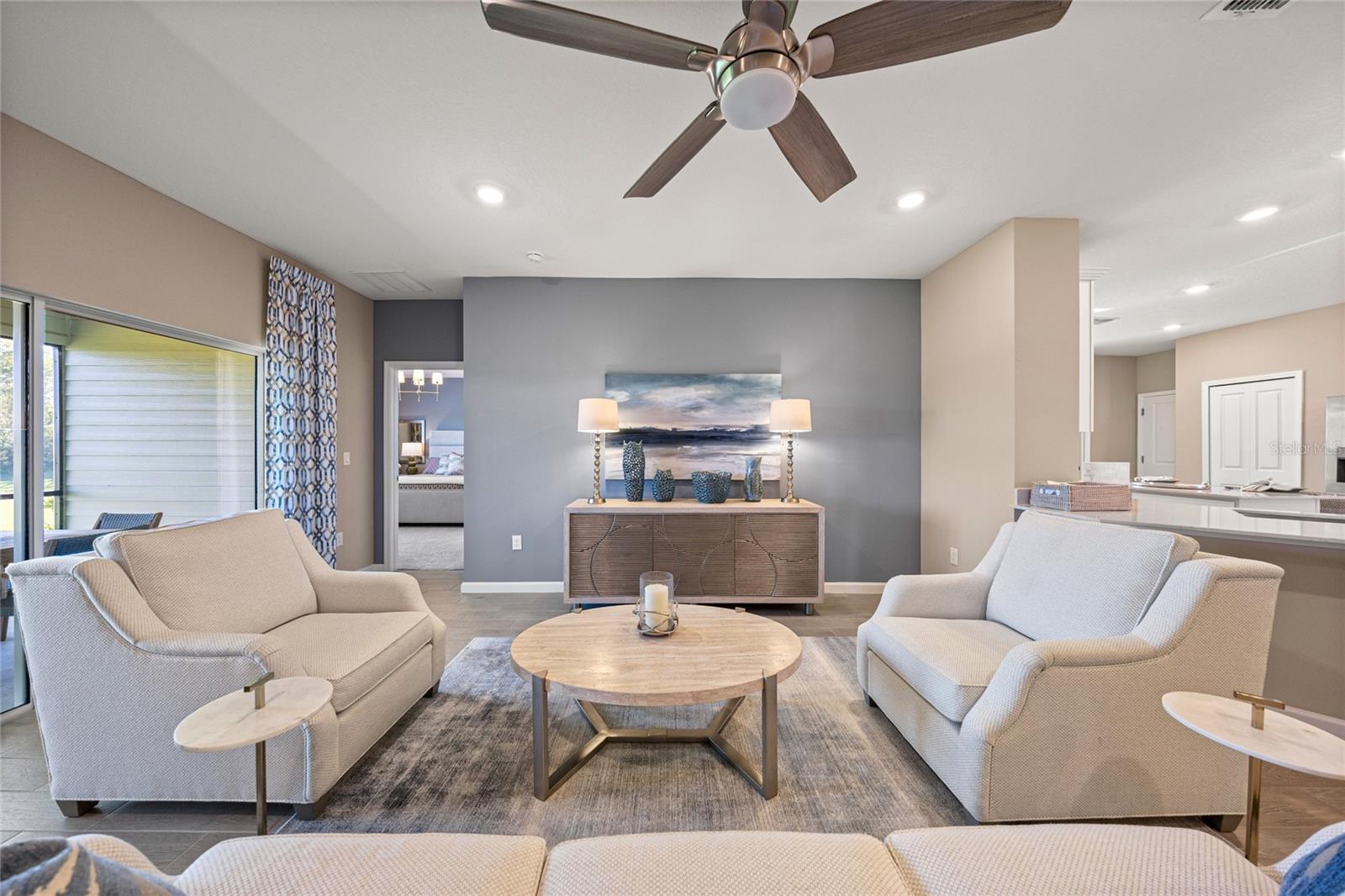 Image 17 of 22 For 13905 Convergence Boulevard