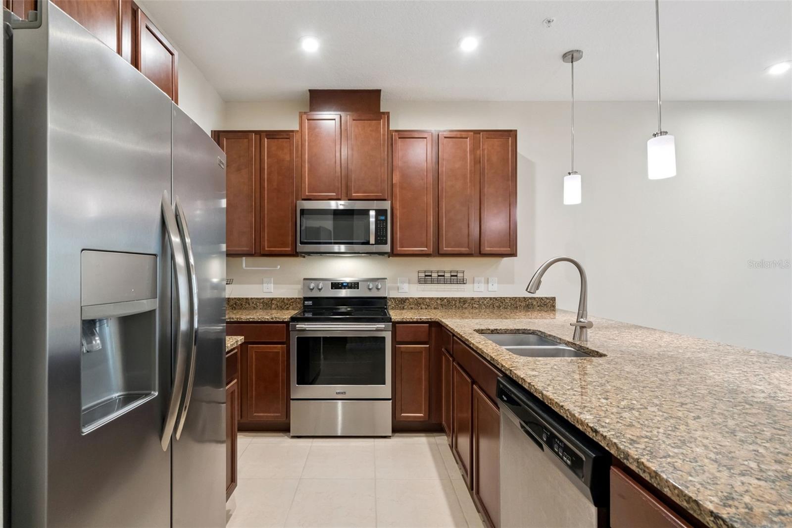 Image 13 of 59 For 9915 Highland Sky Alley