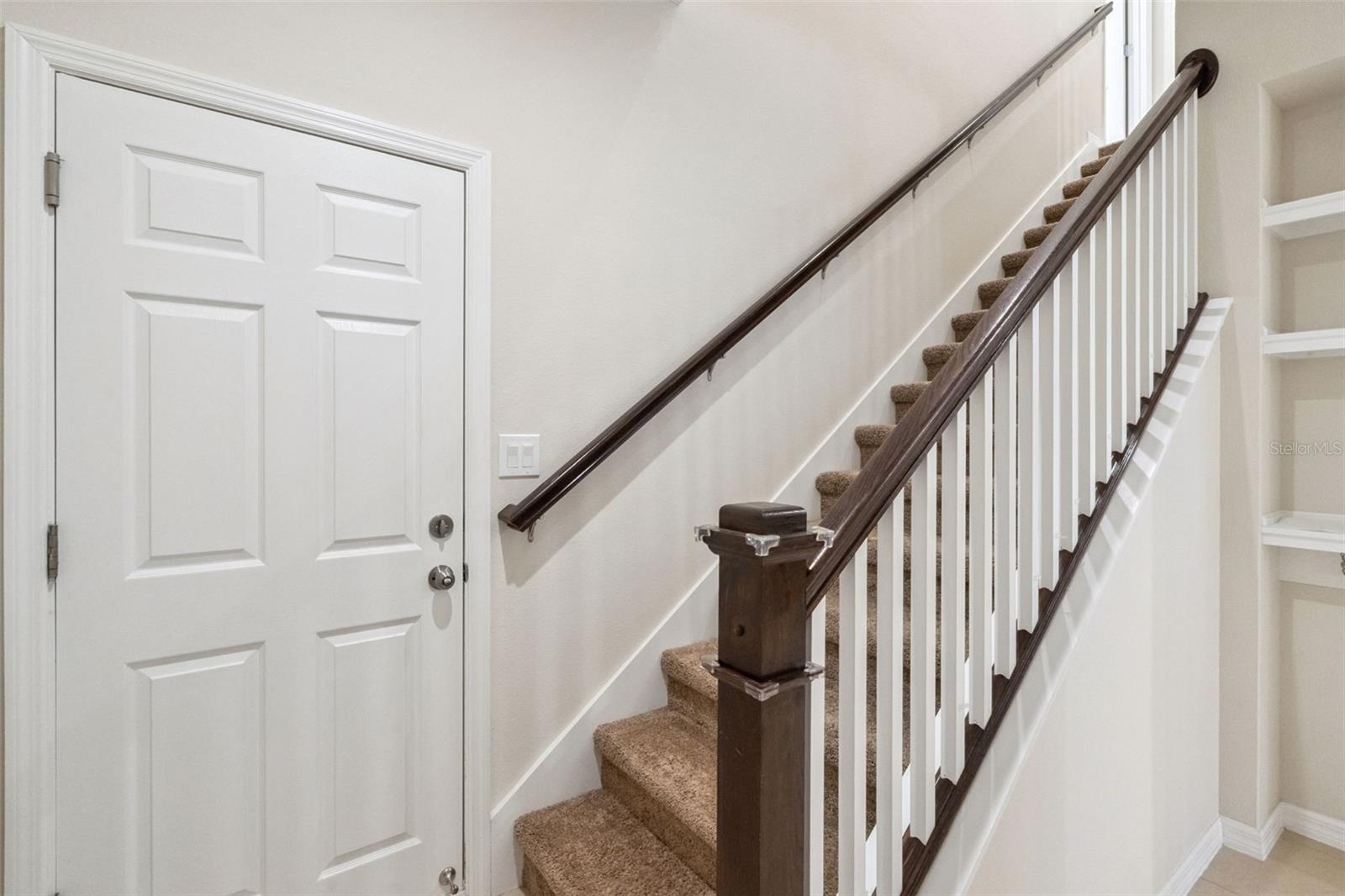 Image 18 of 59 For 9915 Highland Sky Alley