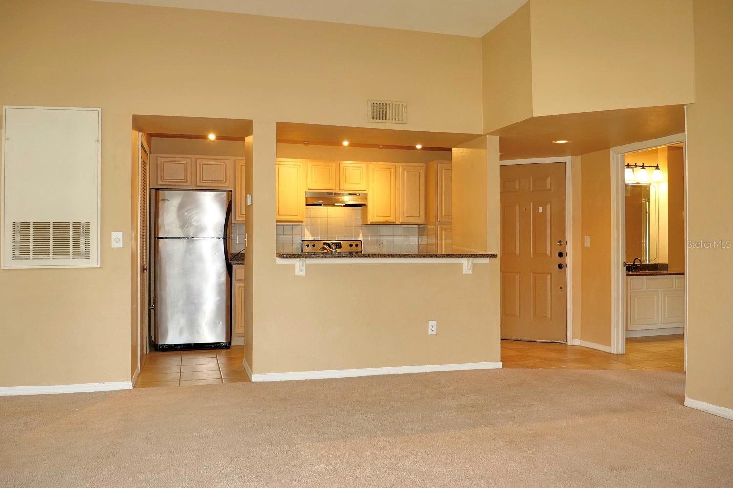 Image 8 of 22 For 408 Summit Ridge Place 312