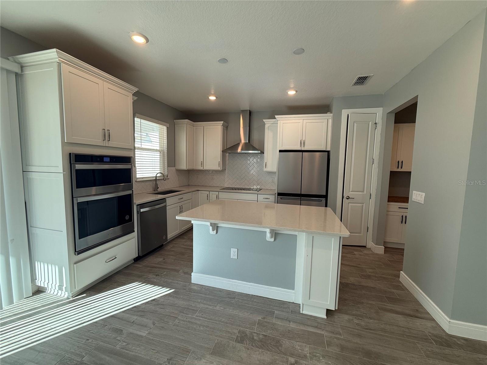 Image 11 of 35 For 4584 Gliding Wave Street