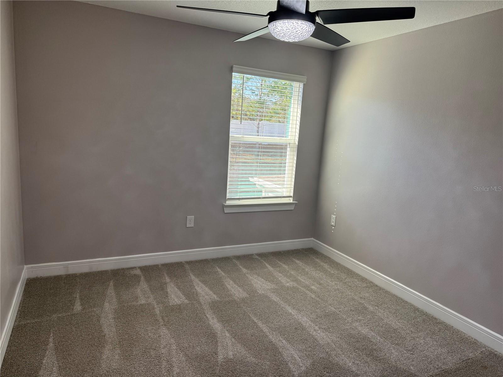 Image 19 of 35 For 4584 Gliding Wave Street