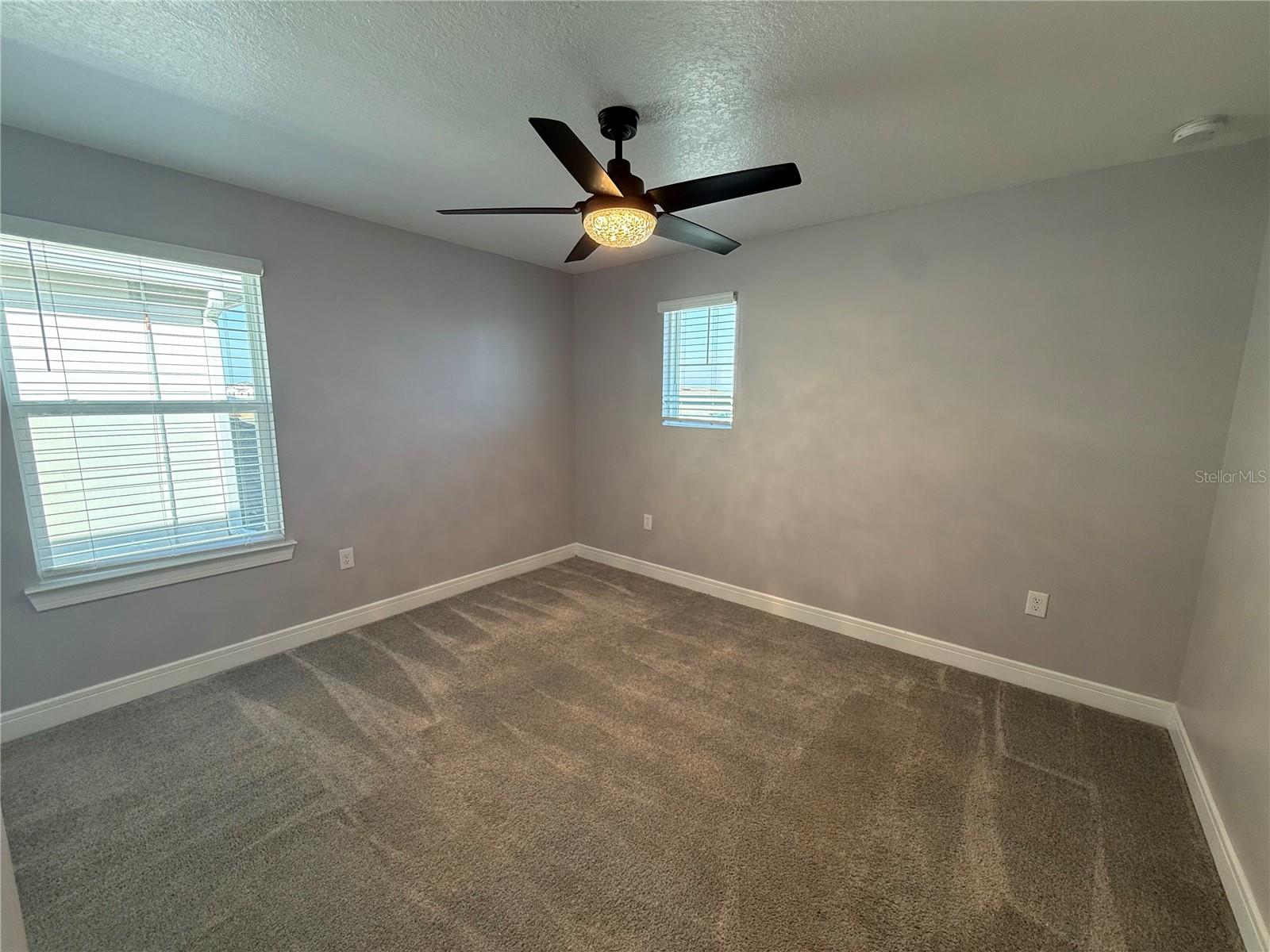 Image 23 of 35 For 4584 Gliding Wave Street