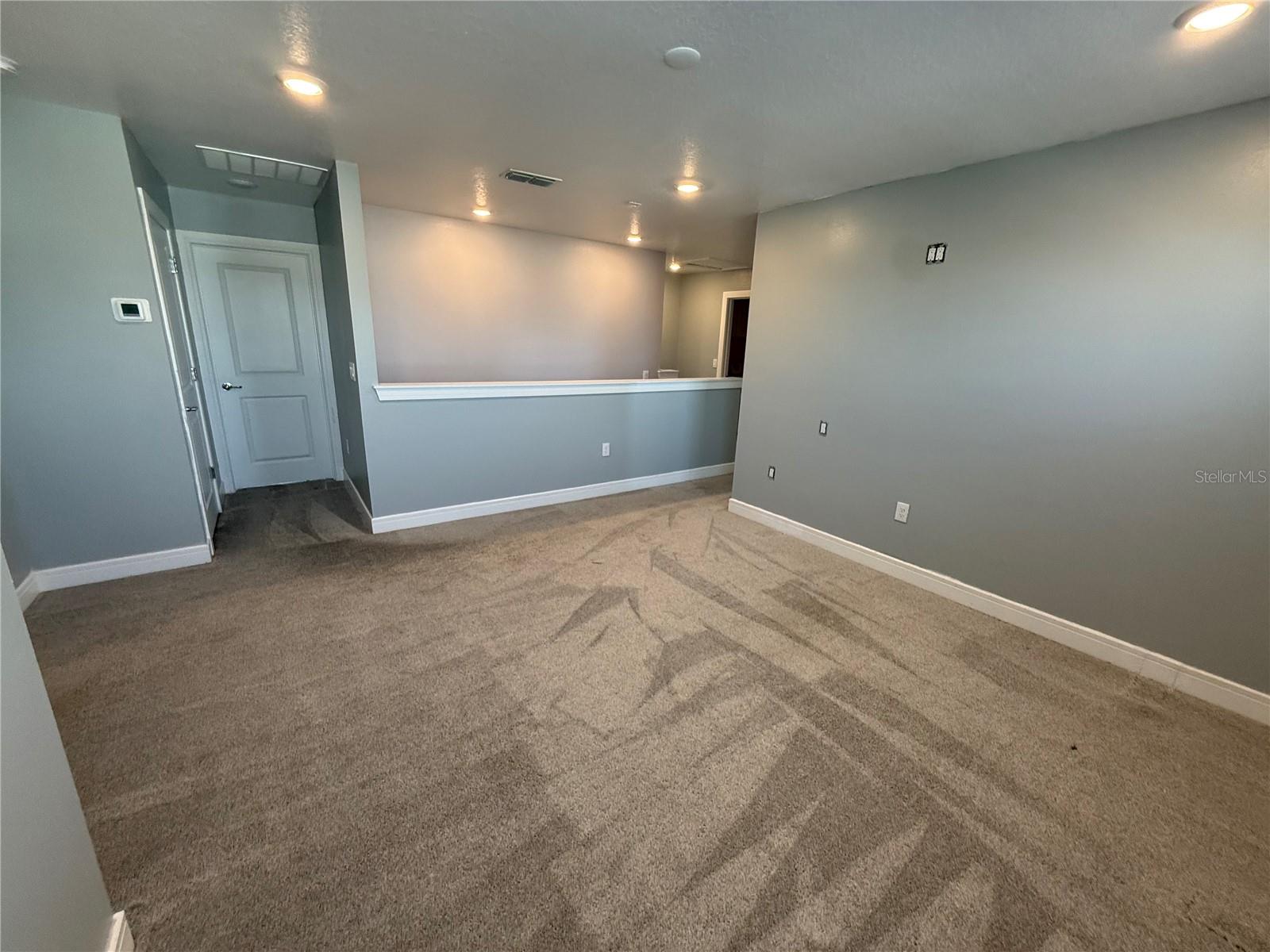 Image 26 of 35 For 4584 Gliding Wave Street