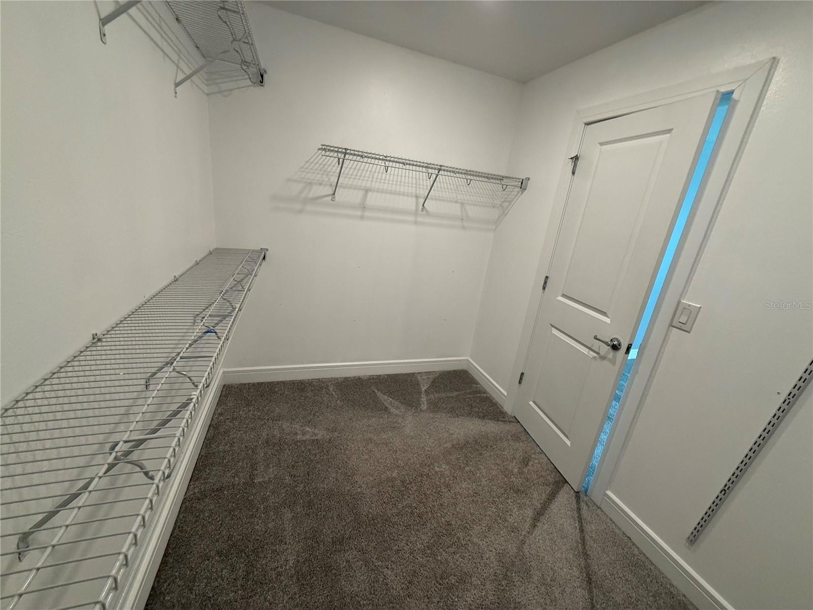 Image 30 of 35 For 4584 Gliding Wave Street