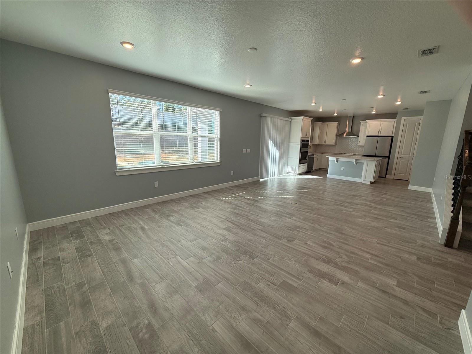 Image 9 of 35 For 4584 Gliding Wave Street