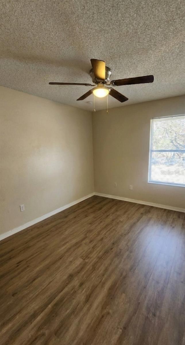 Image 29 of 32 For 6050 Scotchwood Glen 105