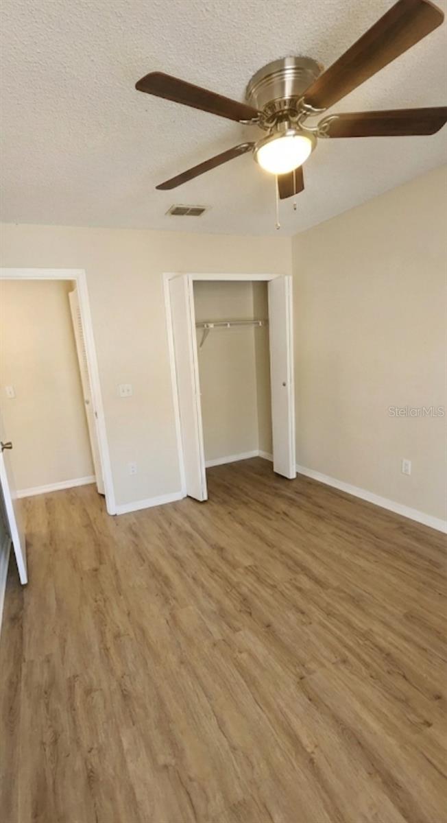 Image 30 of 32 For 6050 Scotchwood Glen 105