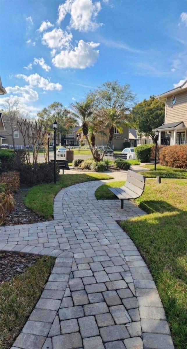 Image 4 of 32 For 6050 Scotchwood Glen 105