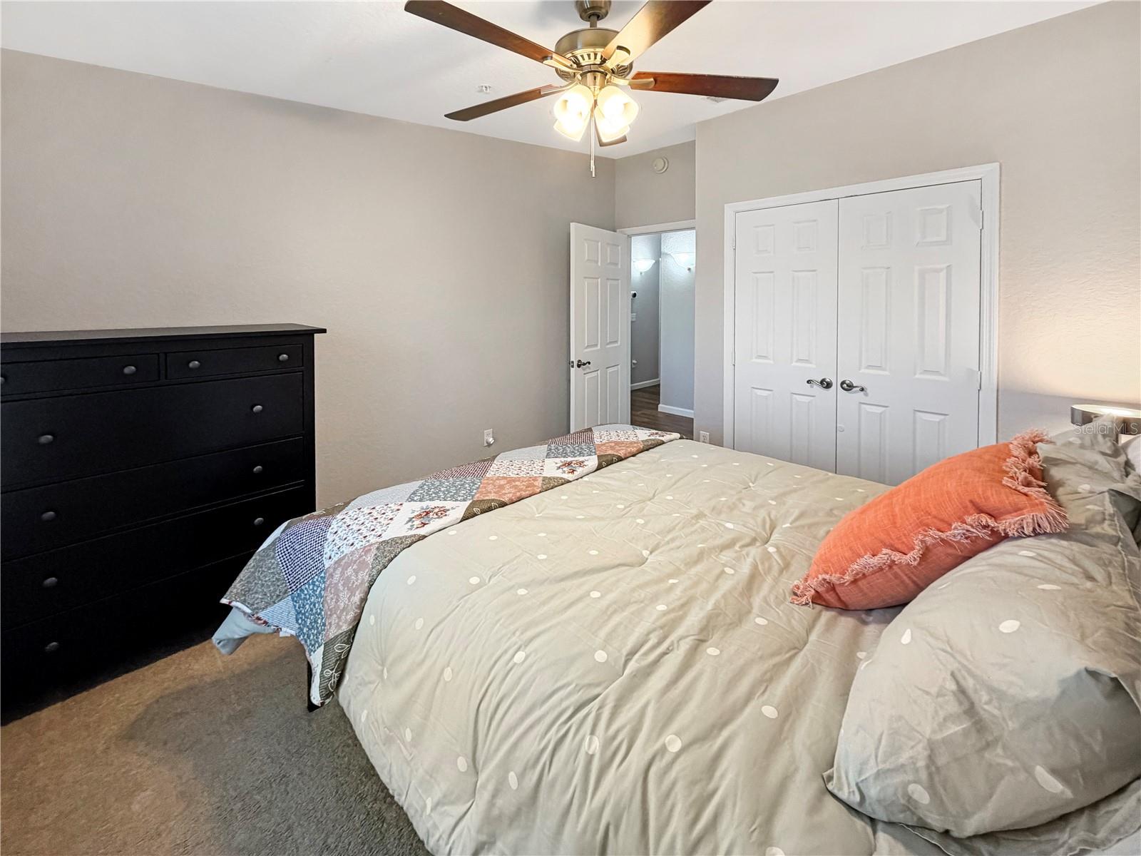 Image 16 of 69 For 3000 Laurel Park  305