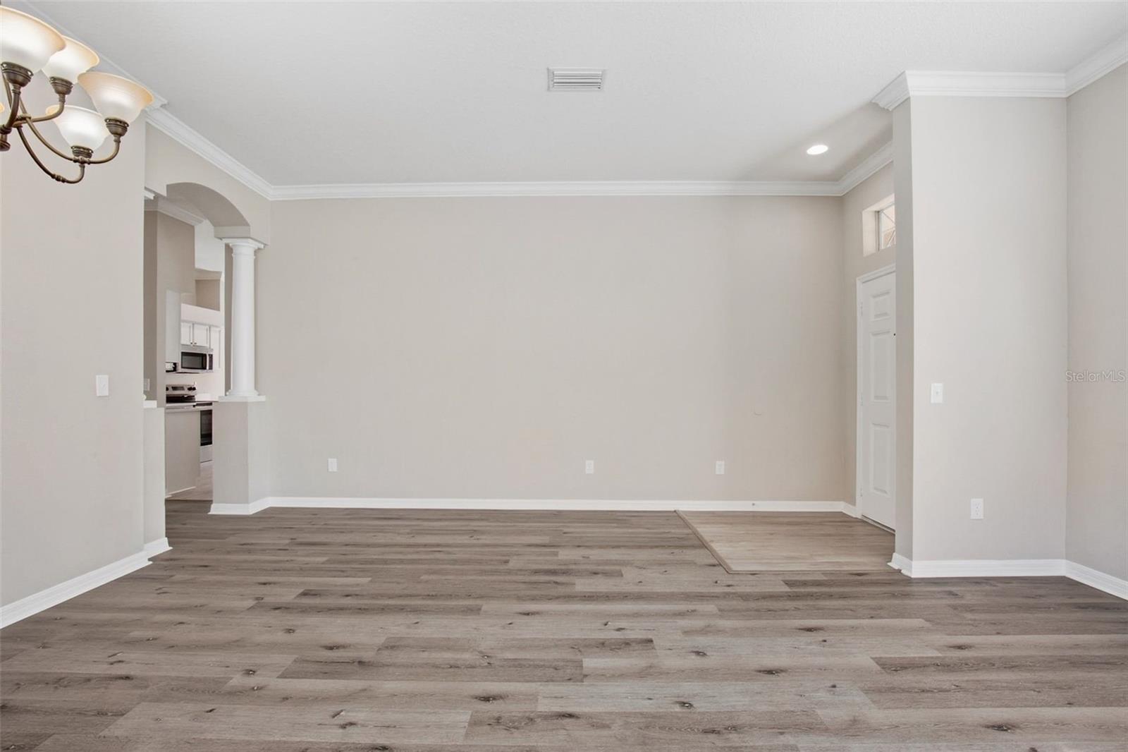 Image 12 of 44 For 18933 New Passage Boulevard