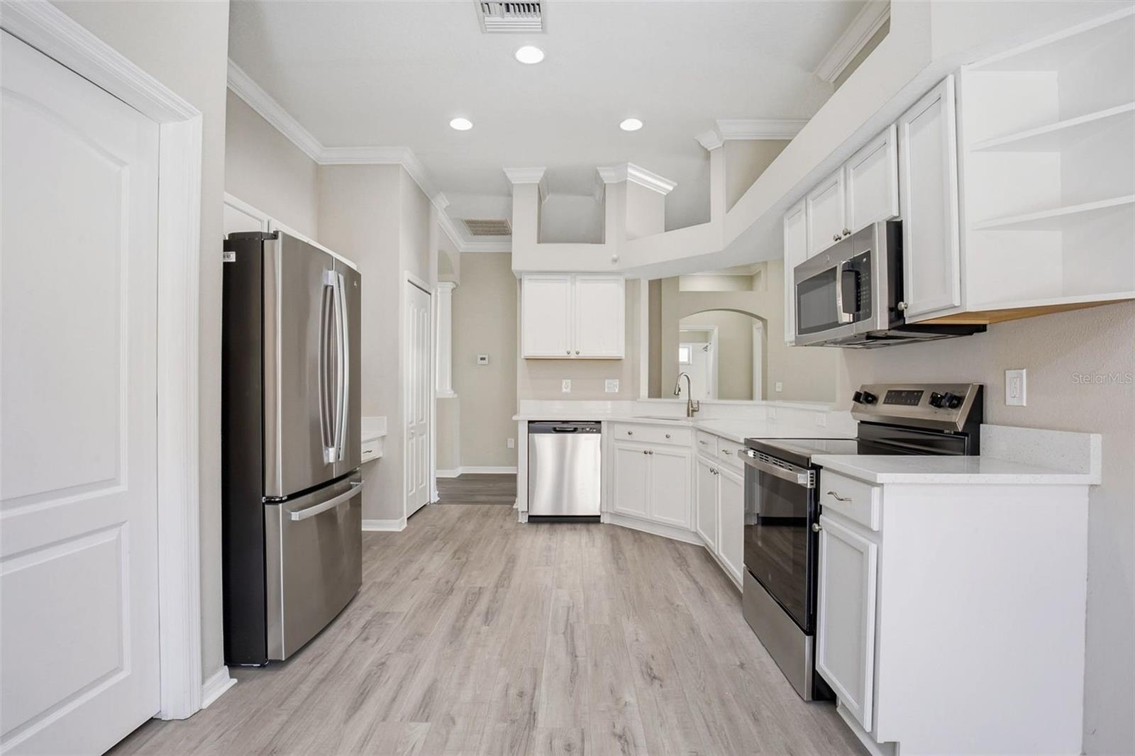 Image 17 of 44 For 18933 New Passage Boulevard