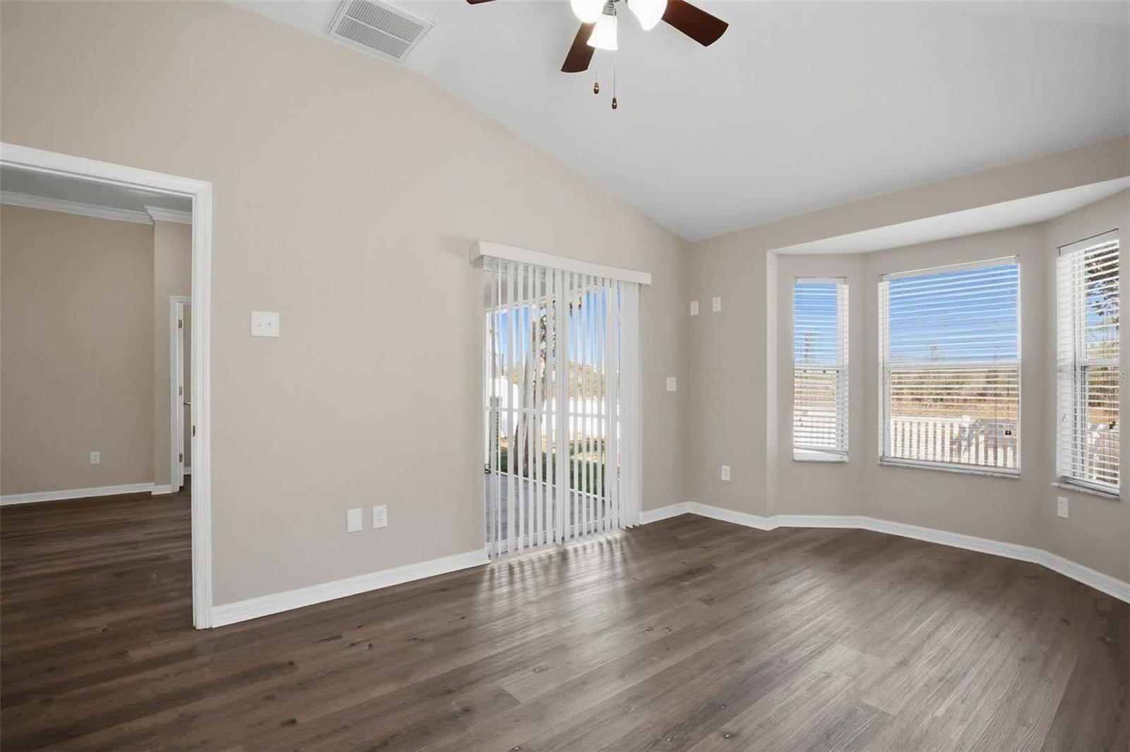 Image 26 of 44 For 18933 New Passage Boulevard