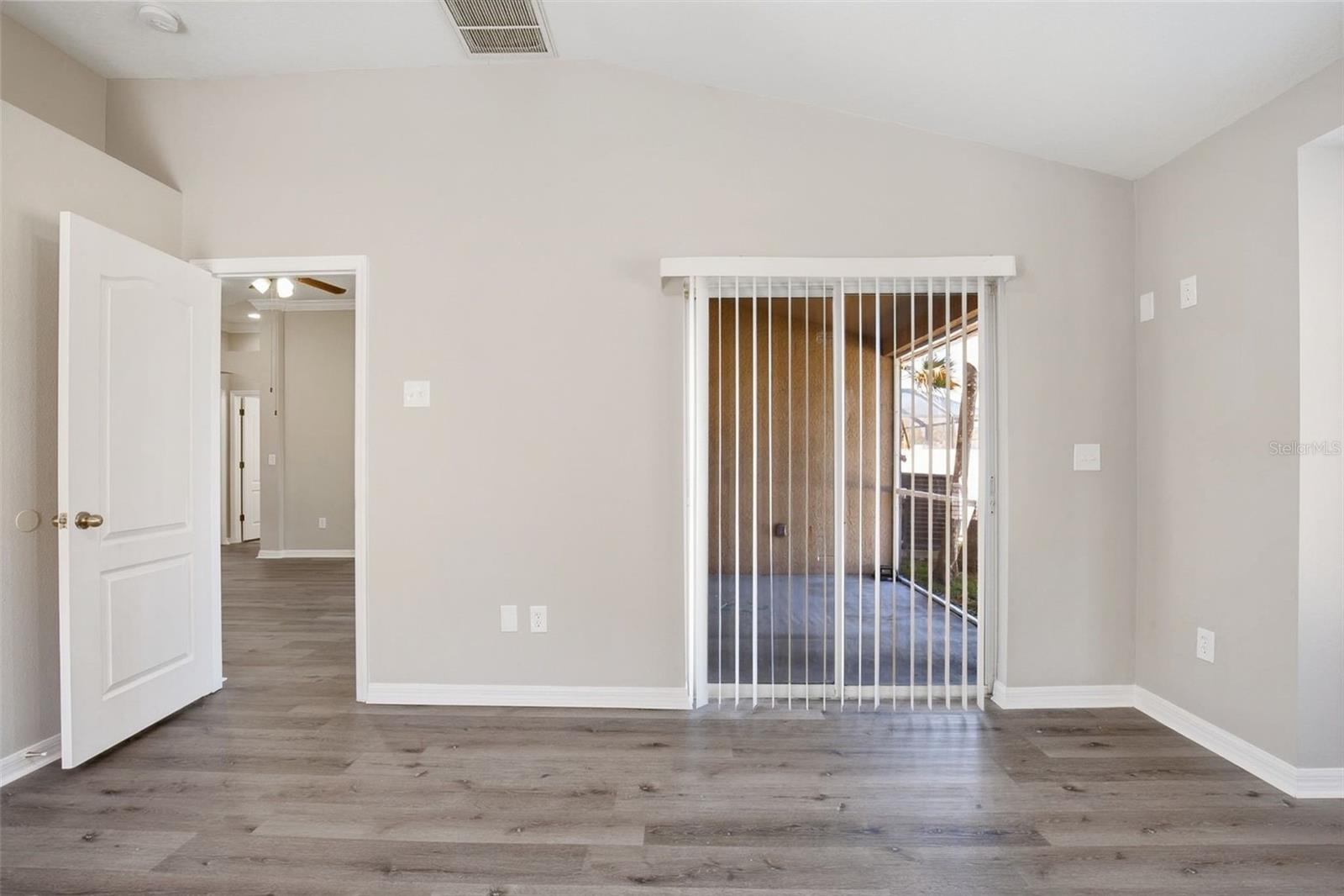 Image 27 of 44 For 18933 New Passage Boulevard