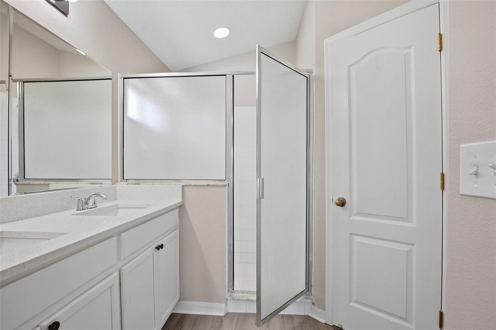 Image 31 of 44 For 18933 New Passage Boulevard