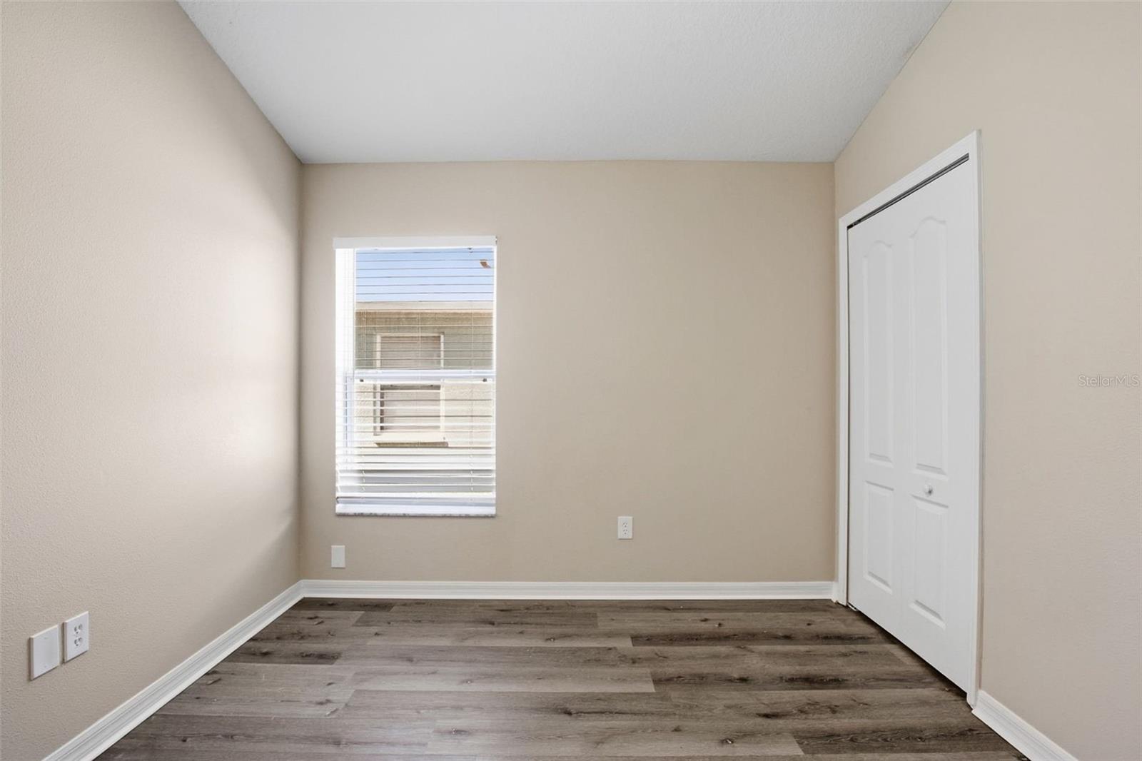 Image 41 of 44 For 18933 New Passage Boulevard