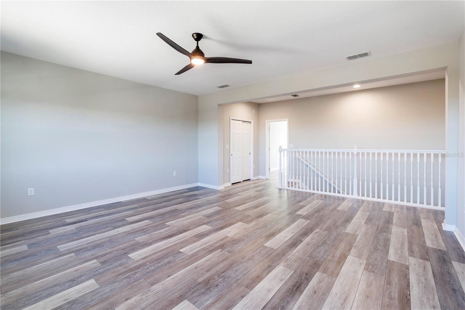 Image 27 of 43 For 403 Blue Cypress Drive