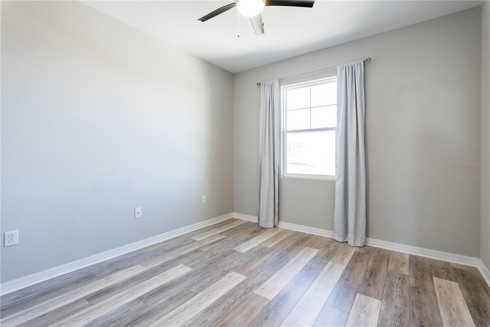 Image 29 of 43 For 403 Blue Cypress Drive