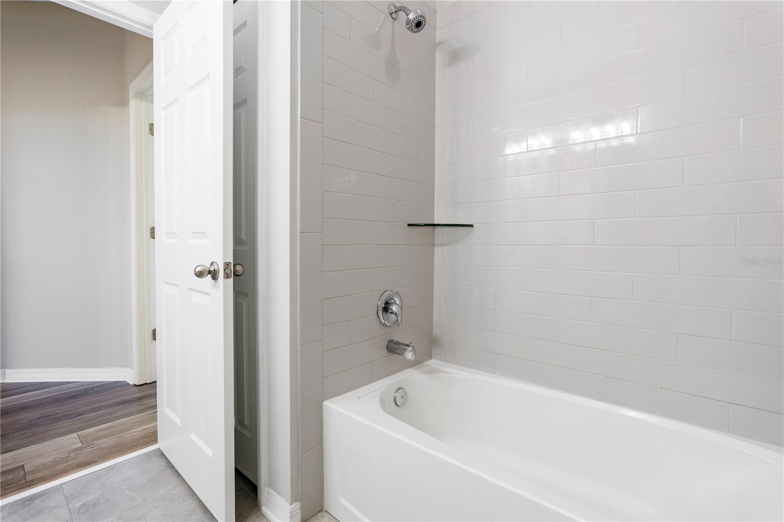 Image 32 of 43 For 403 Blue Cypress Drive