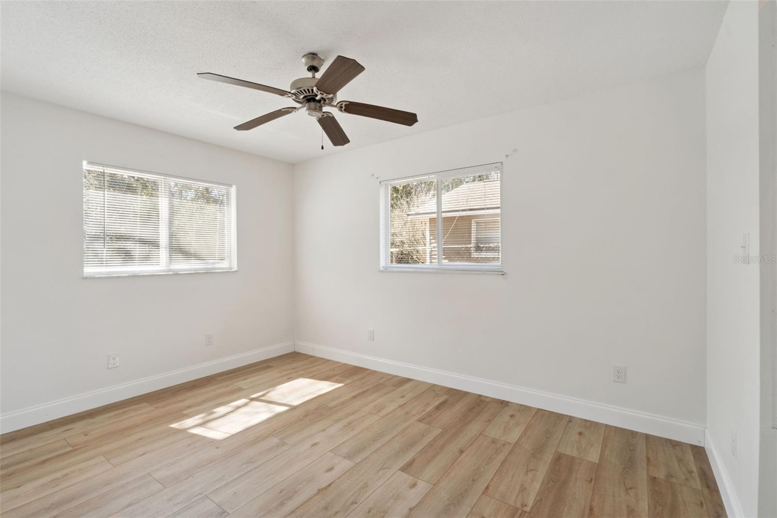 Image 14 of 26 For 2632 Talbot Road