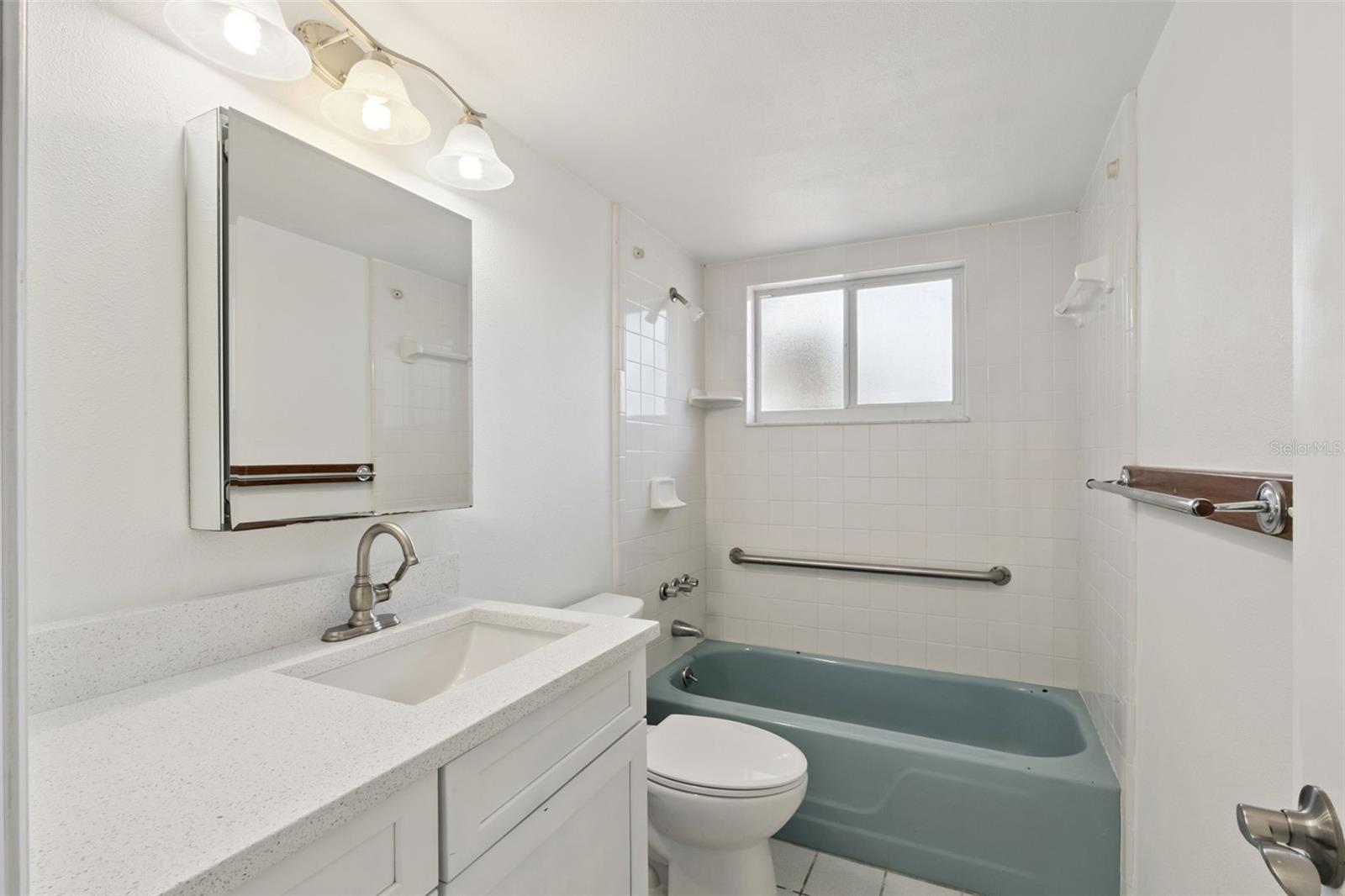 Image 19 of 26 For 2632 Talbot Road