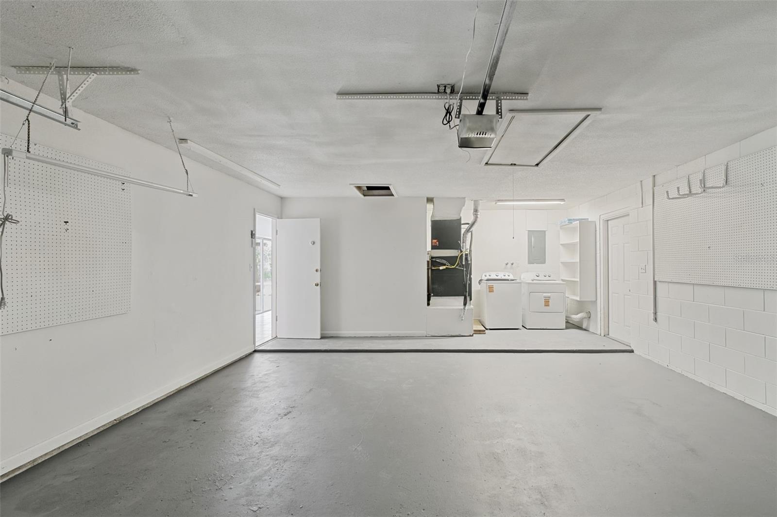 Image 21 of 26 For 2632 Talbot Road