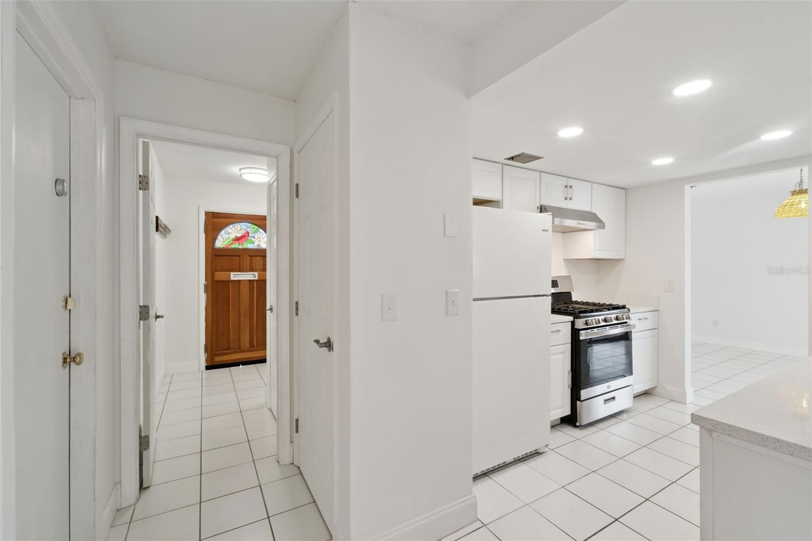 Image 4 of 26 For 2632 Talbot Road