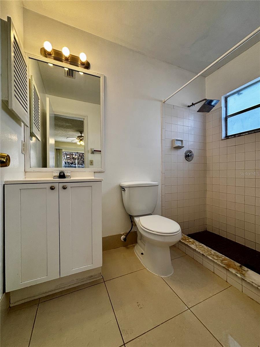 Image 20 of 23 For 1209 Roma Court